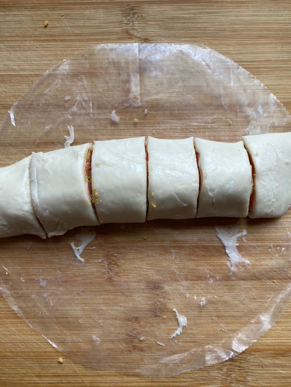 香酥火腿肉松卷