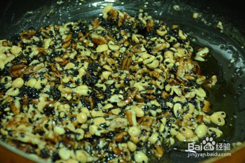 黑芝麻碧根果花生糖