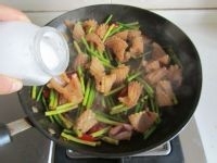 豆豉蒜苗爆鱿鱼