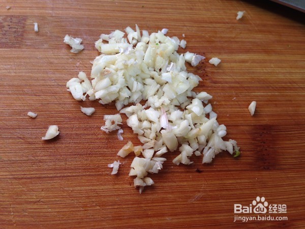 炝拌洋葱黄瓜的制作方法