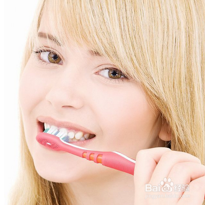 早上刷牙恶心怎么办