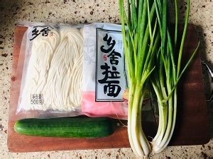 超爱的黄瓜拌面