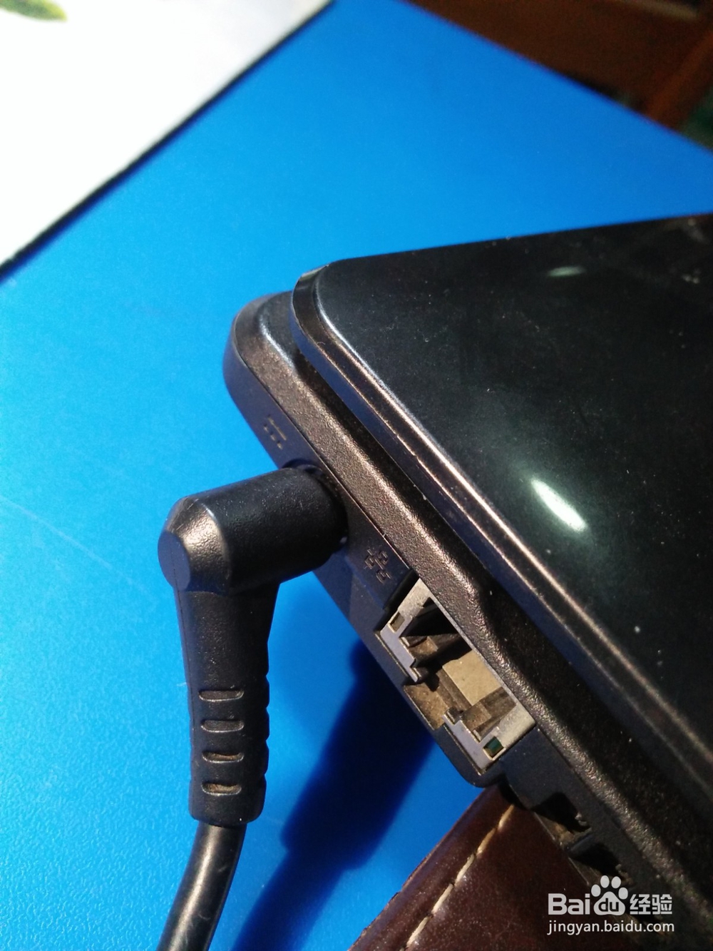 笔记本电脑开机黑屏怎么办