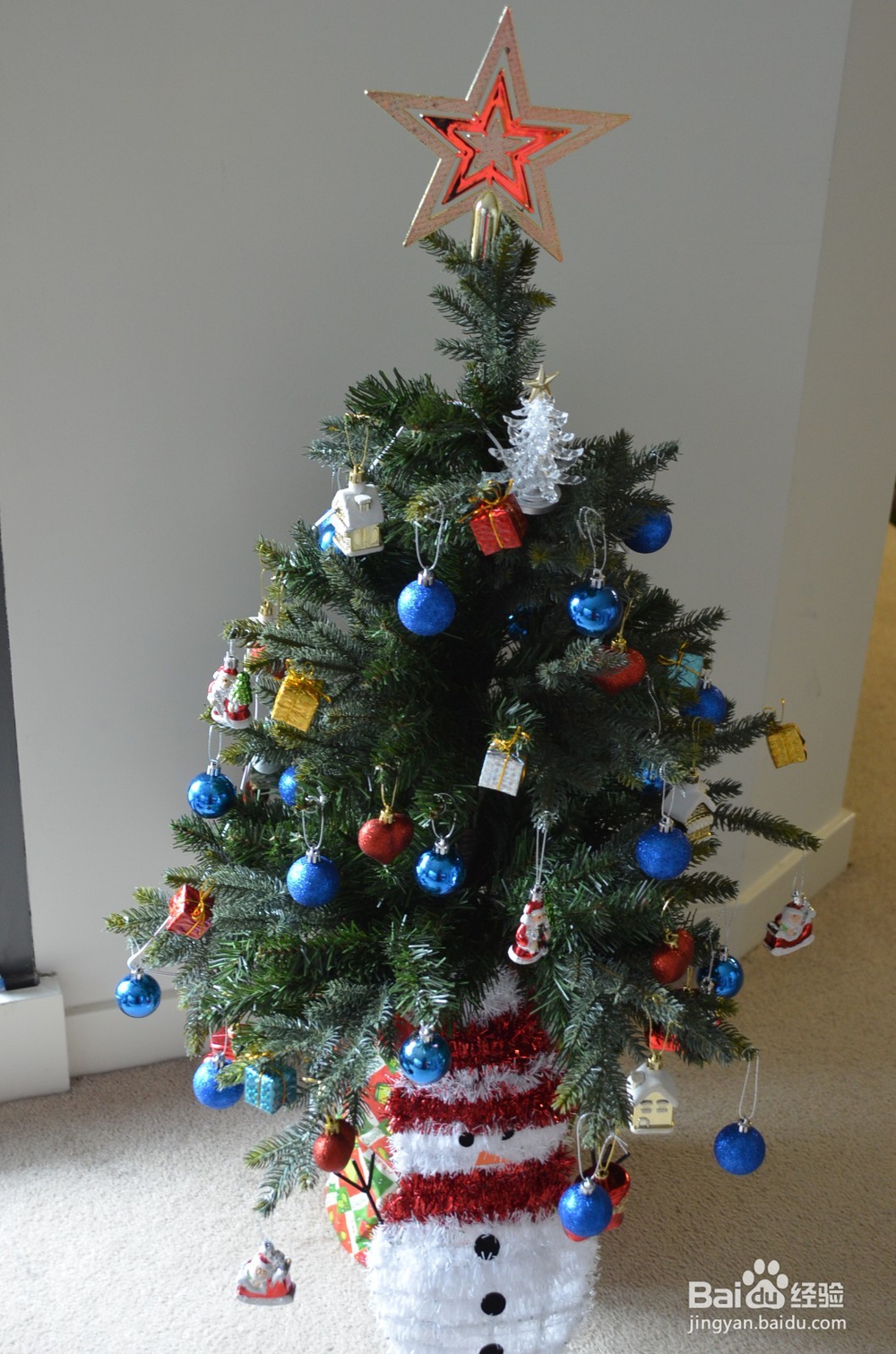 圣诞节临近如何装扮圣诞树