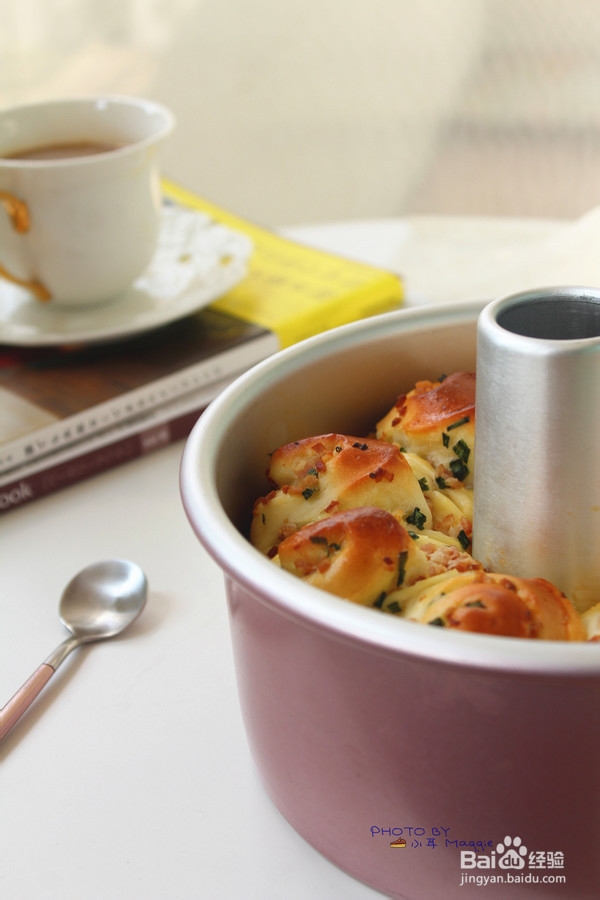 香葱培根面包的做法