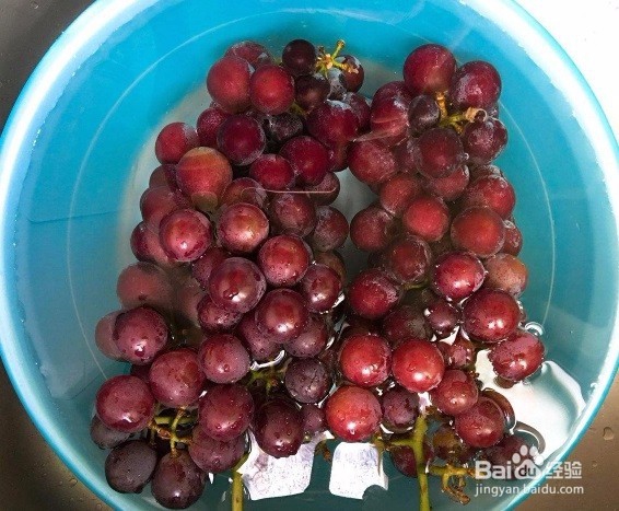 怎么在家自己做葡萄酒