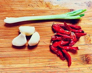 如何做手撕包菜