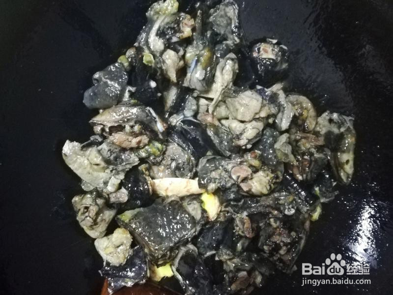 清热滋补西洋参乌鸡汤的做法