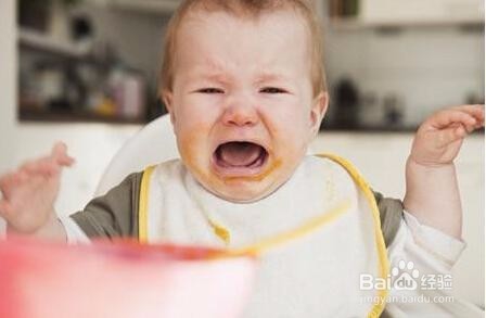 3个月宝宝出现消化不良的问题该怎么解决呢?