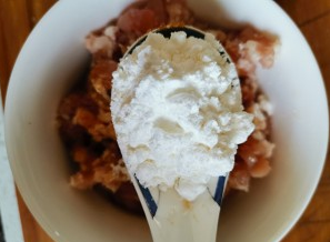 家常豆角炒肉沫