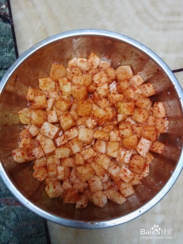 怎么做萝卜块泡菜