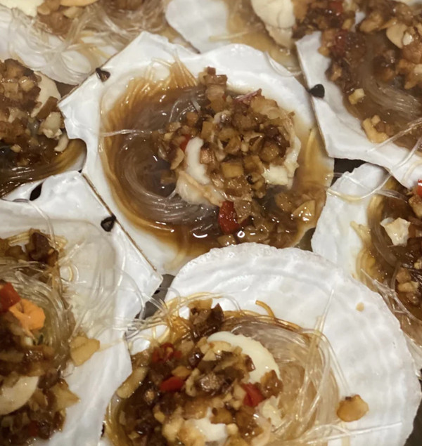 蒜蓉粉丝蒸扇贝