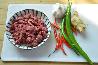 双椒炒牛肉