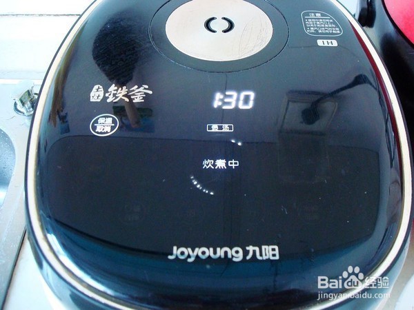 电饭煲荸荠炖鸡怎么做