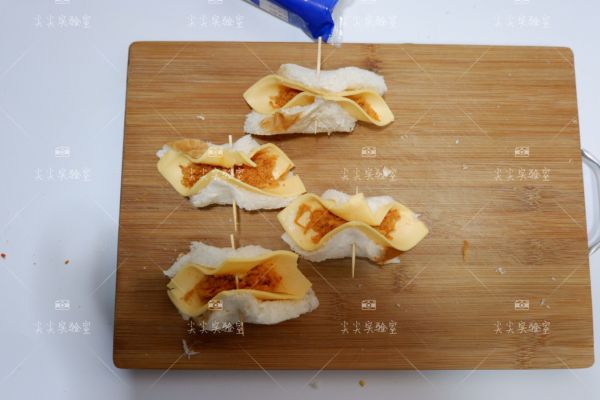 肉松芝士吐司夹
