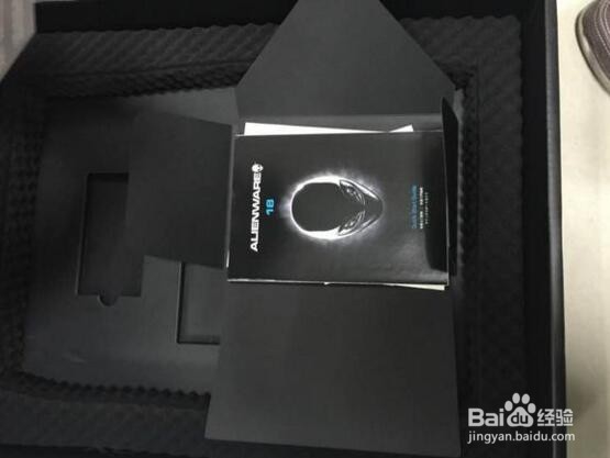 Alienware 18 开箱赏图