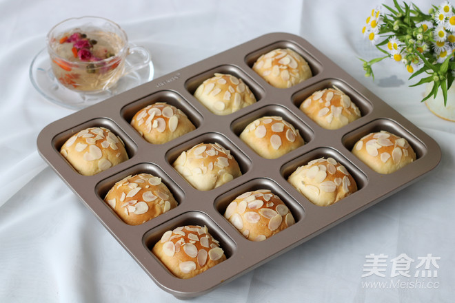 奶黄小餐包的做法