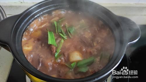砂锅牛肉炖萝卜怎么做