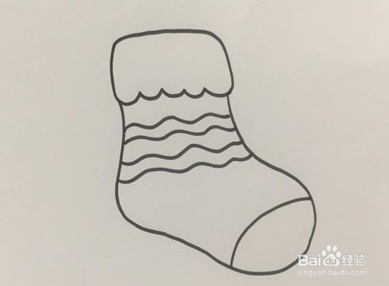 简笔画如何画一只漂亮的袜子?