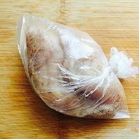 低脂迷迭香烤鸡胸肉的做法
