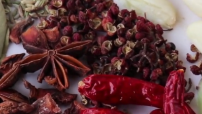 在家卤鸡蛋，1个成本不到1块钱，好吃又美味