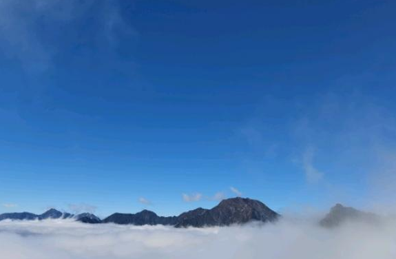 西岭雪山的诗句有哪些