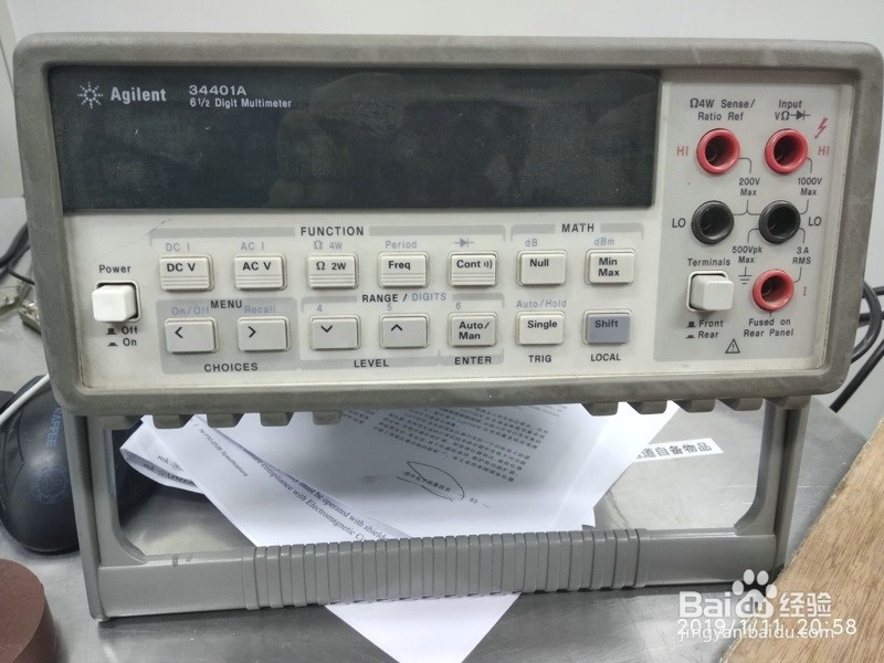 Agilent 34401A测量电压的简单介绍