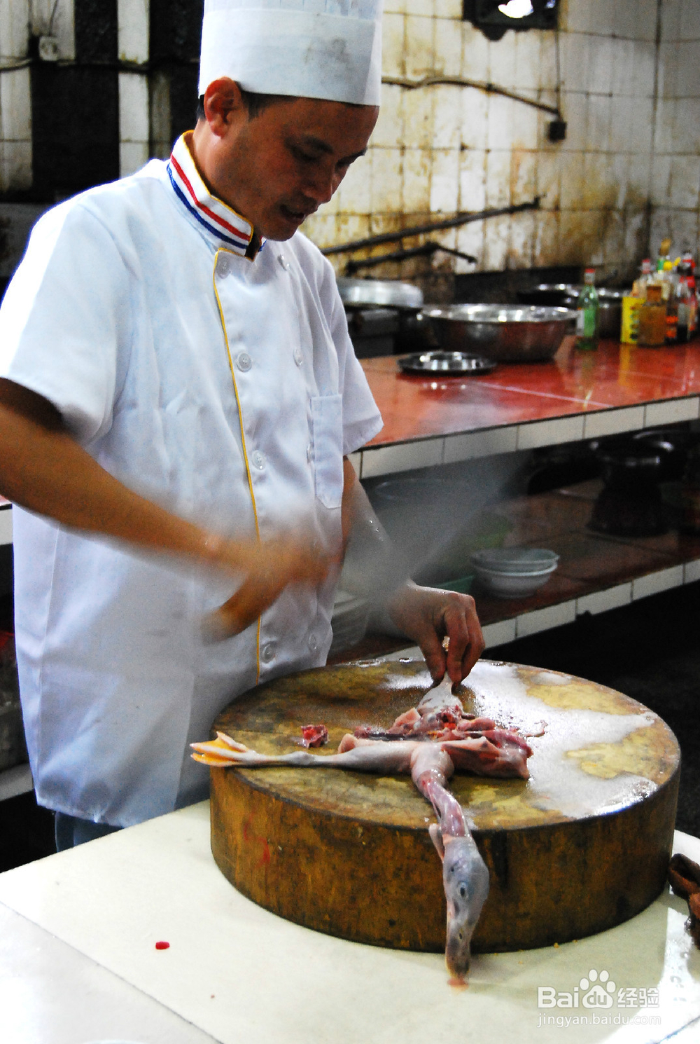 江西非物质文化遗产十大赣菜之莲花血鸭的做法