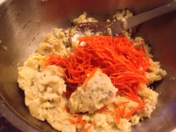 龙利鱼黄油杂菜土豆泥