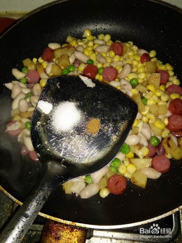 五彩丁炒台湾香肠