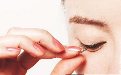 化妆的基本步骤图解