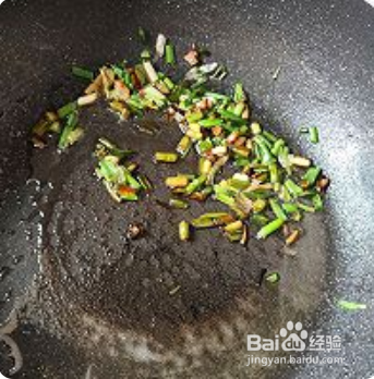 怎么做超香的葱油拌面