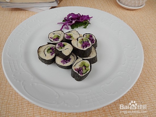 让宝宝爱上蔬菜爱 上早餐：蔬菜面包卷