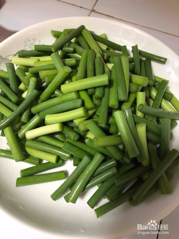 蒜薹炒肉的做法
