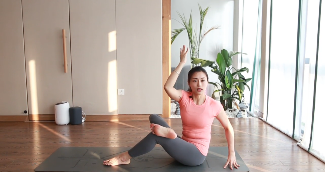 瑜伽蜻蜓式怎么提升睡眠质量