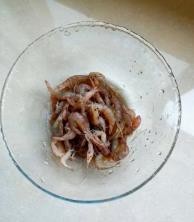 <b>蚝油蒜薹小海虾的做法步骤</b>