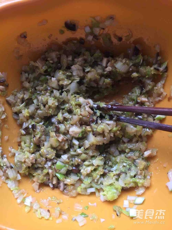白菜香菇素饺子