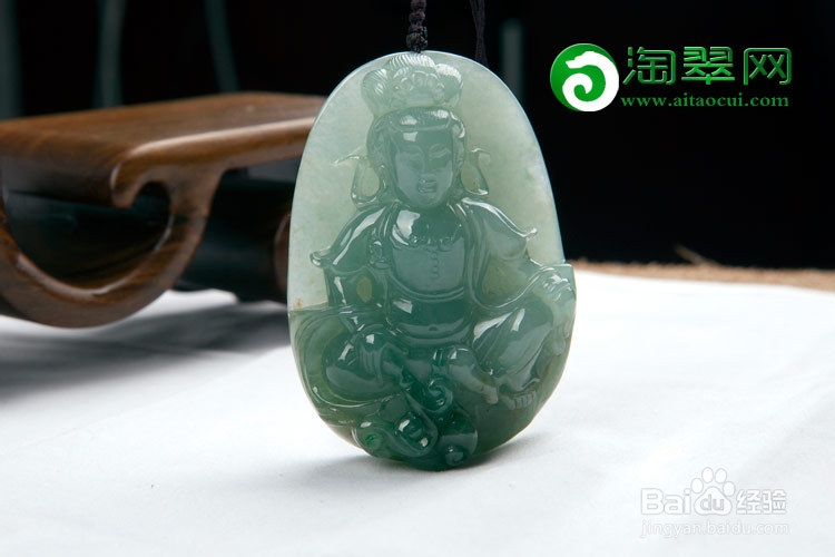 翡翠挂件男戴观音女戴佛的由来