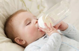 婴幼儿宝宝母乳喂养和人工喂养有什么不同?