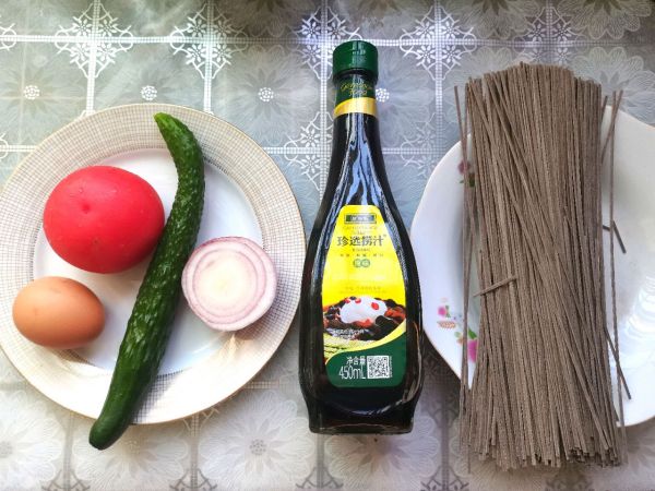 家常凉拌荞麦面