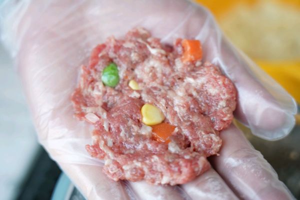 驴肉口蘑小汉堡