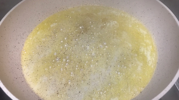 一分钟学会芝士草莓雪花酥