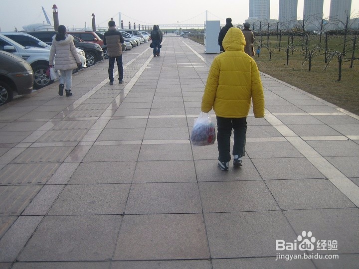 老年人怎样告诉孩子安全出行