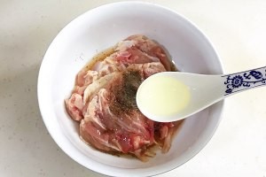 照烧鸡腿饭的做法