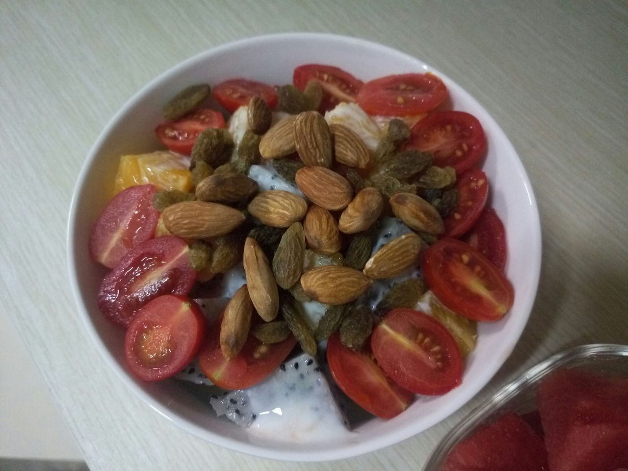 缤纷爱心水果酸奶沙拉，炎炎的夏日来一个！