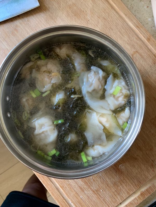 猪肉香菇馅儿馄饨