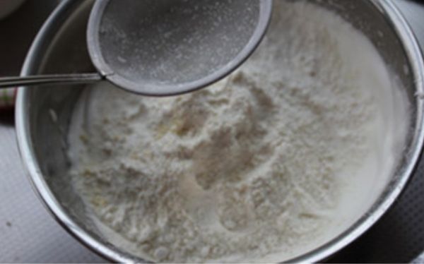 蛋白杏仁花式小蛋糕