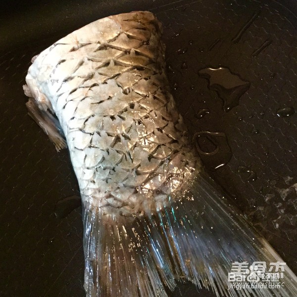 番茄焖鱼尾的做法