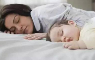 哪几种睡觉会使人早衰