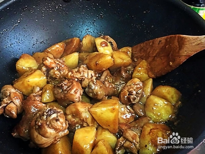 怎样做出家常菜系列之马铃薯焖鸡腿